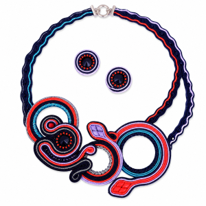 Aliwen Necklace
